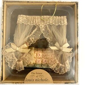Vintage Kurt Adler Louis Nichole NIB Victorian Canopy Bed Miniature Ornament